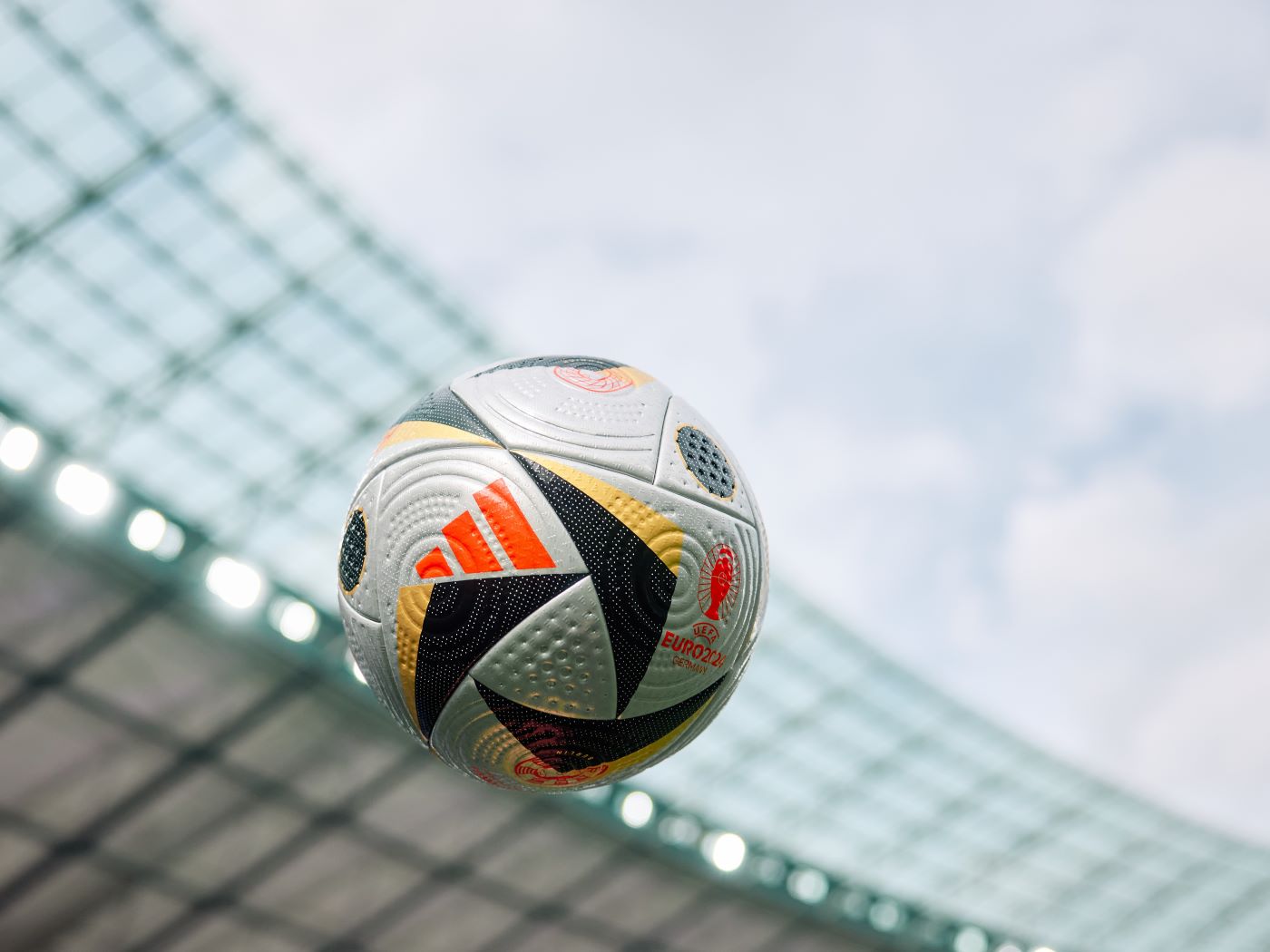 Orange towards England with new ‘linked’ European Championship ball